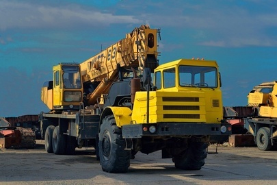 Фото автомобильного крана 