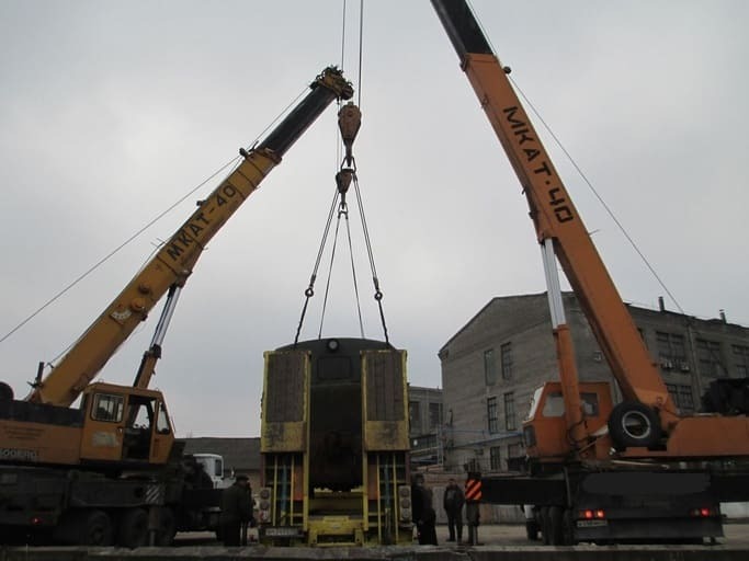 фото погрузочных работ автокраном
