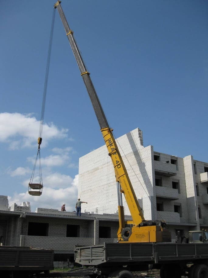 фото строительные работы автокраном