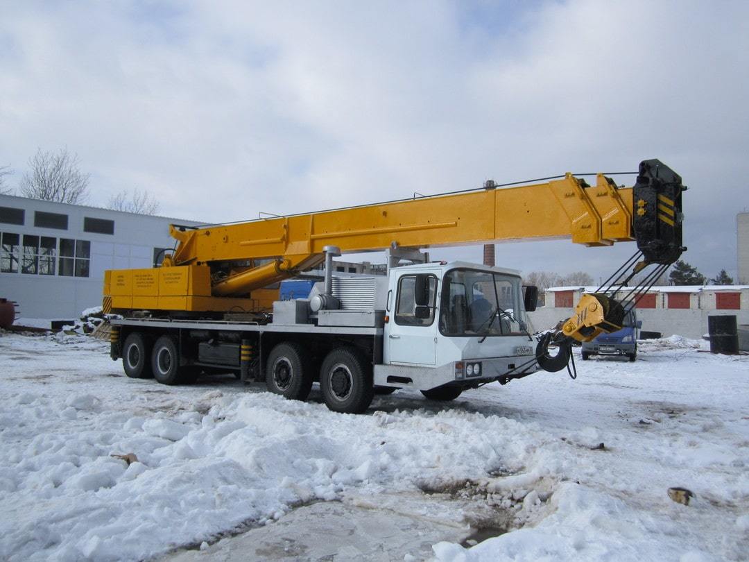 Фото аренда автокрана КС-6471