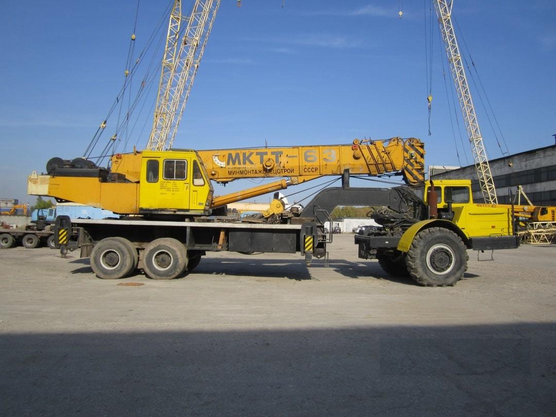 фото услуги автокрана в брянске